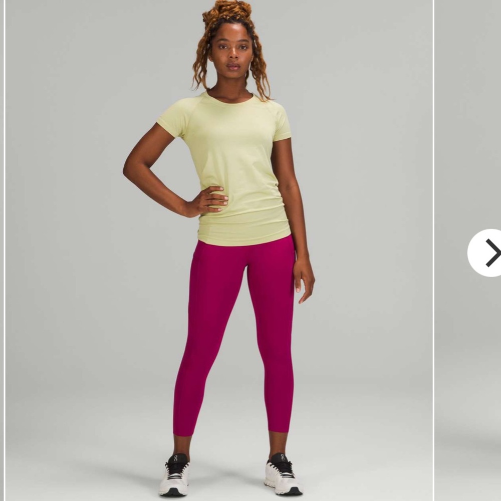 Like New- Lululemon- HR Fast and Free w/pockets- Sz12- Wild Berry- Crop
